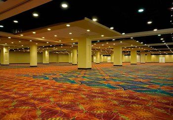 Four Points Center Hotel